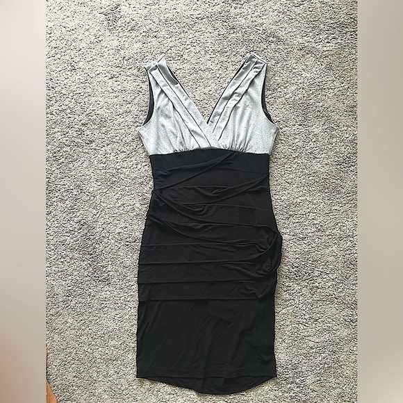 Dress size 6 - Picture 1 of 2